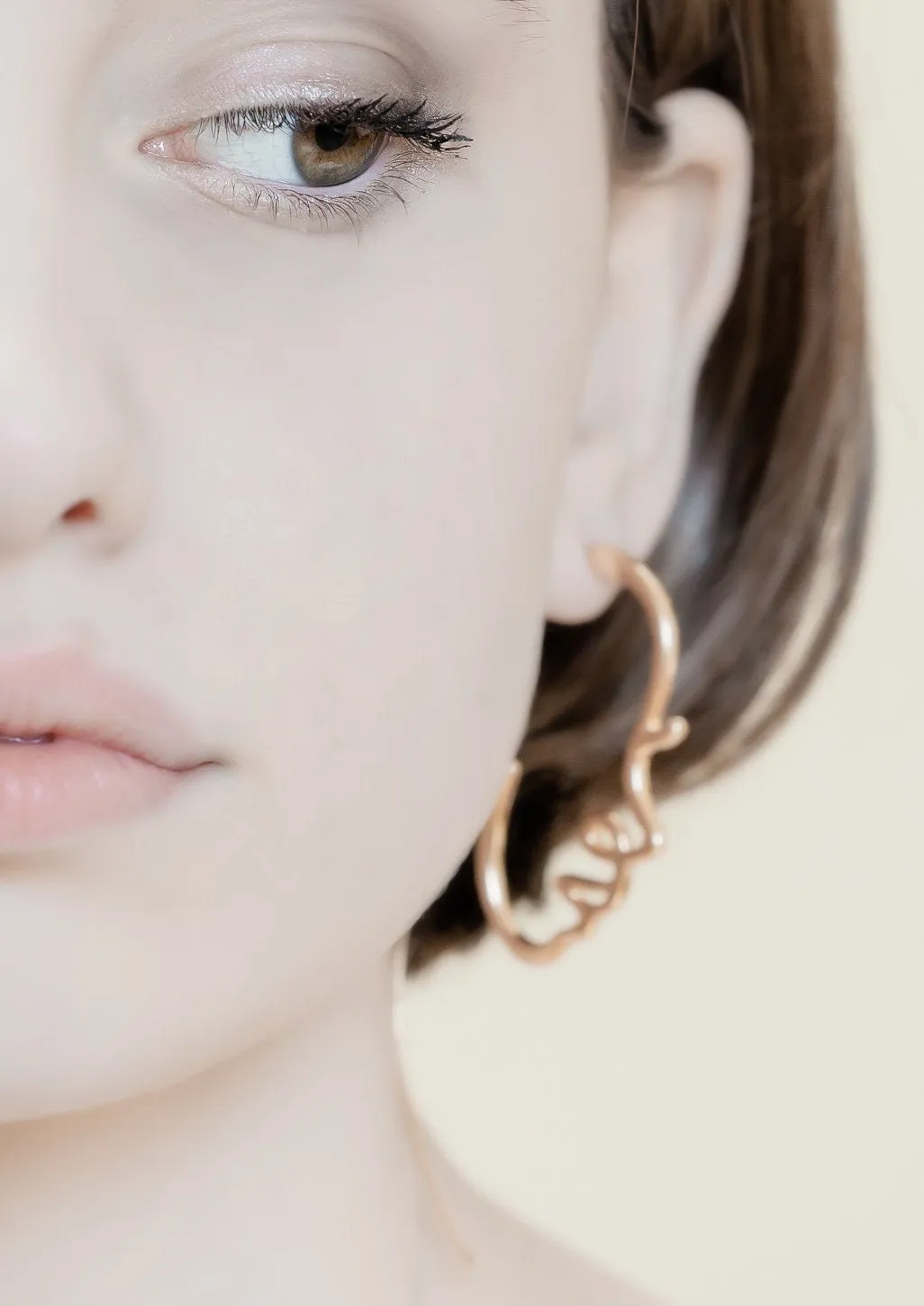 Face Earrings in Gold